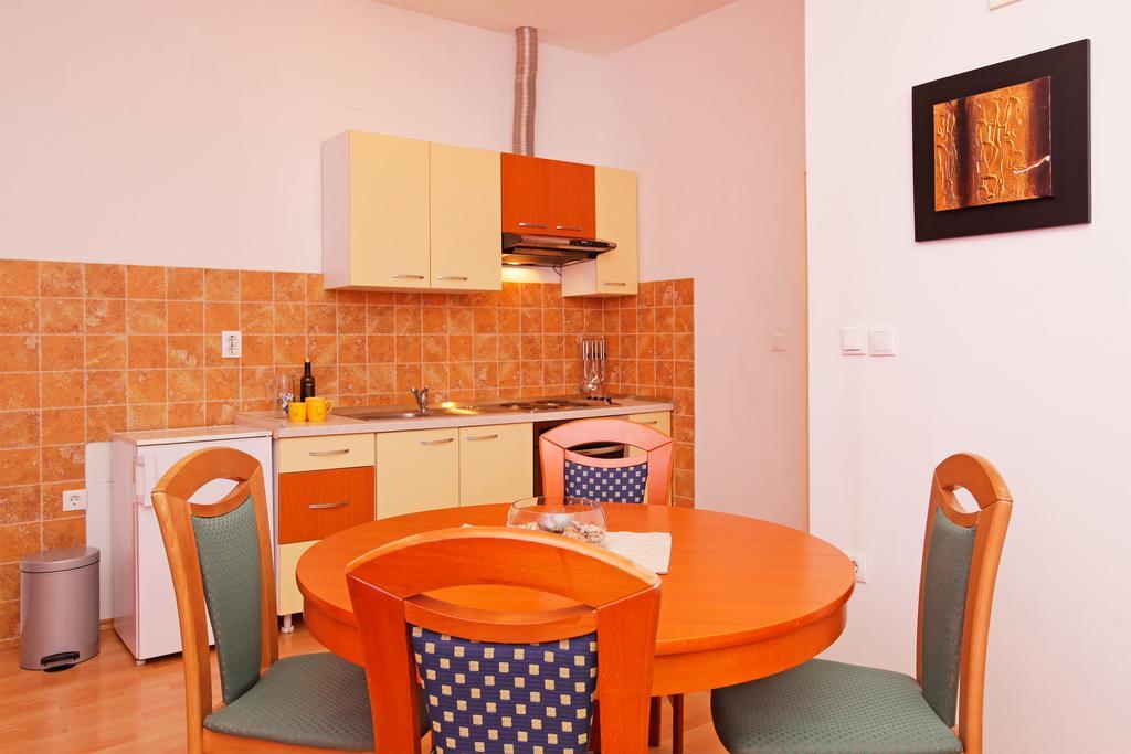 Guest House Kod Peskarije Vela Luka Zimmer foto